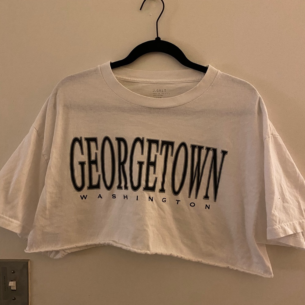Brandy Melville Georgetown cropped tshirt